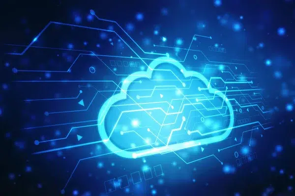 IA de Código Abierto vs Propietaria: Qué Conviene Más para tu Empresa desarrollo de software en la nube